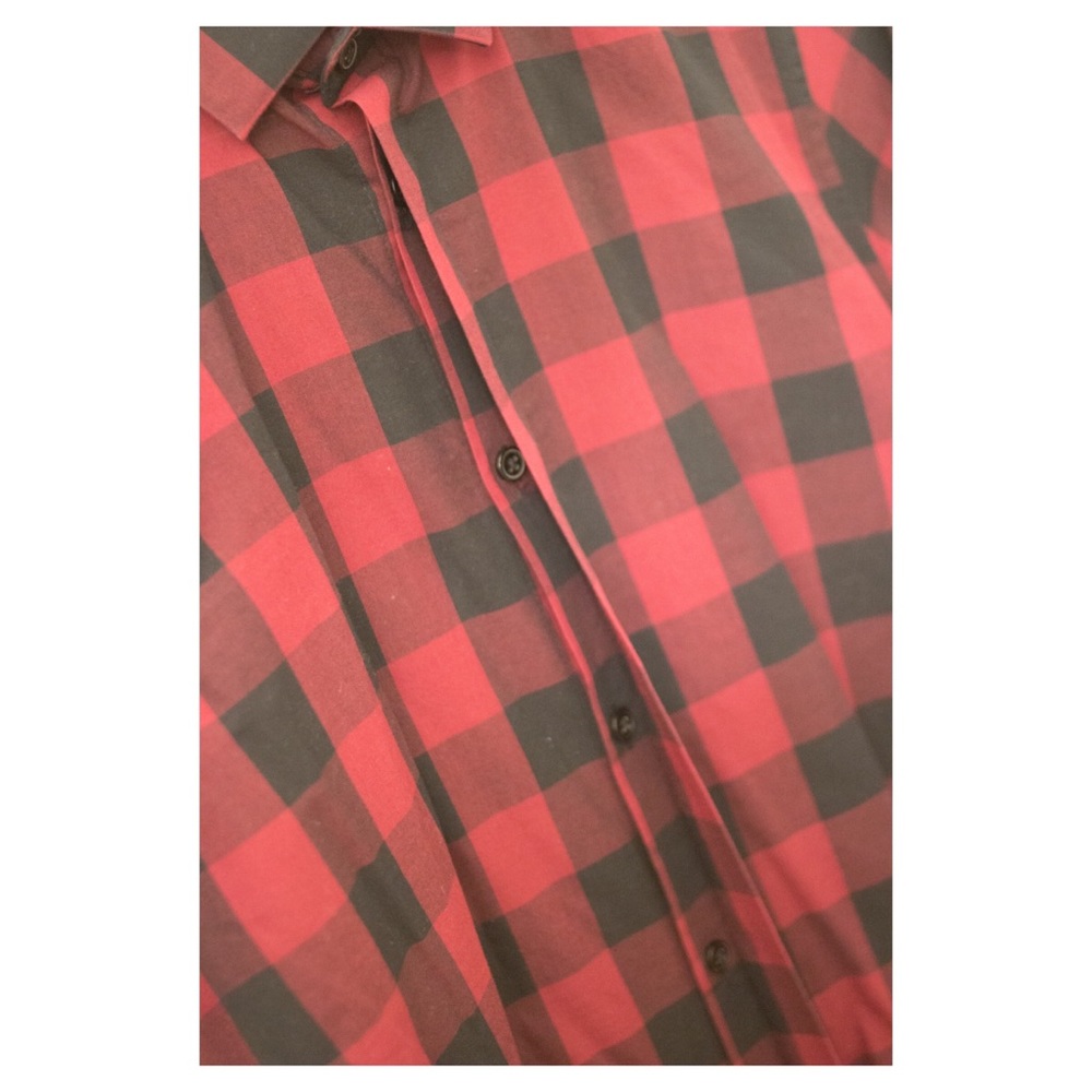 Men’s button down - Picture 3 of 3